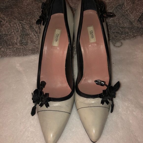 Prada Heels - Picture 1 of 8